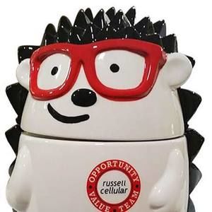 Meet your Posher, Russell cellular